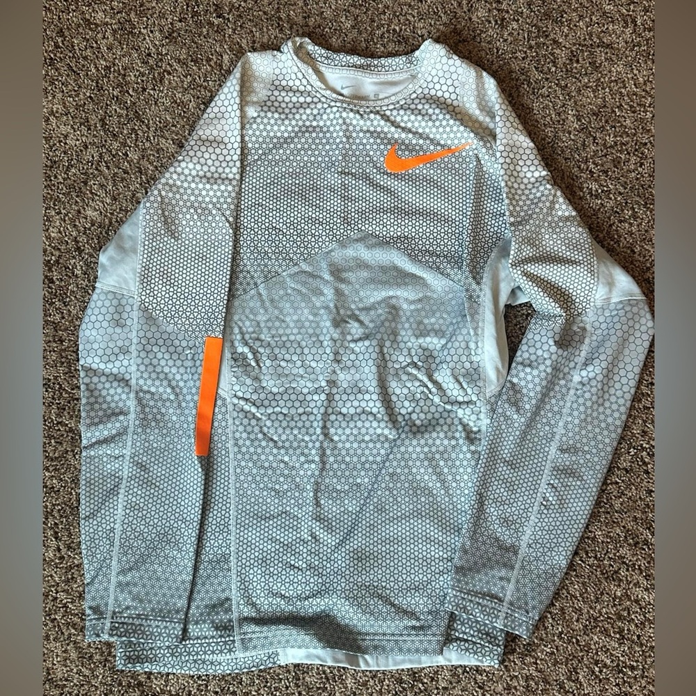 Nike Pro Hyperwarm long sleeve shirt